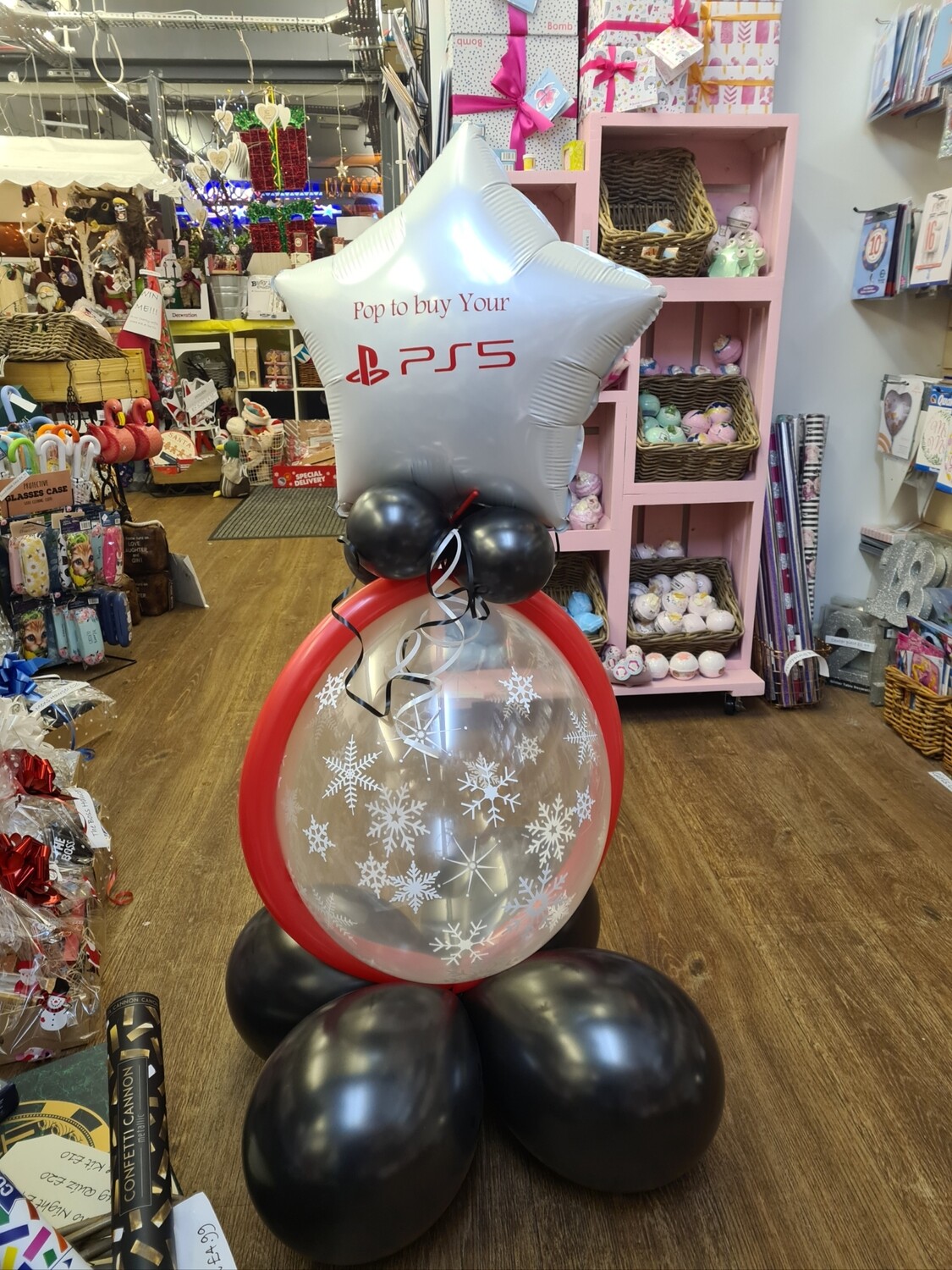 Christmas present reveal Balloon