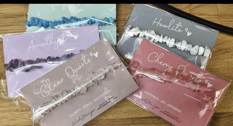 CLEAR QUARTZ - Gemstone Chip Bracelet