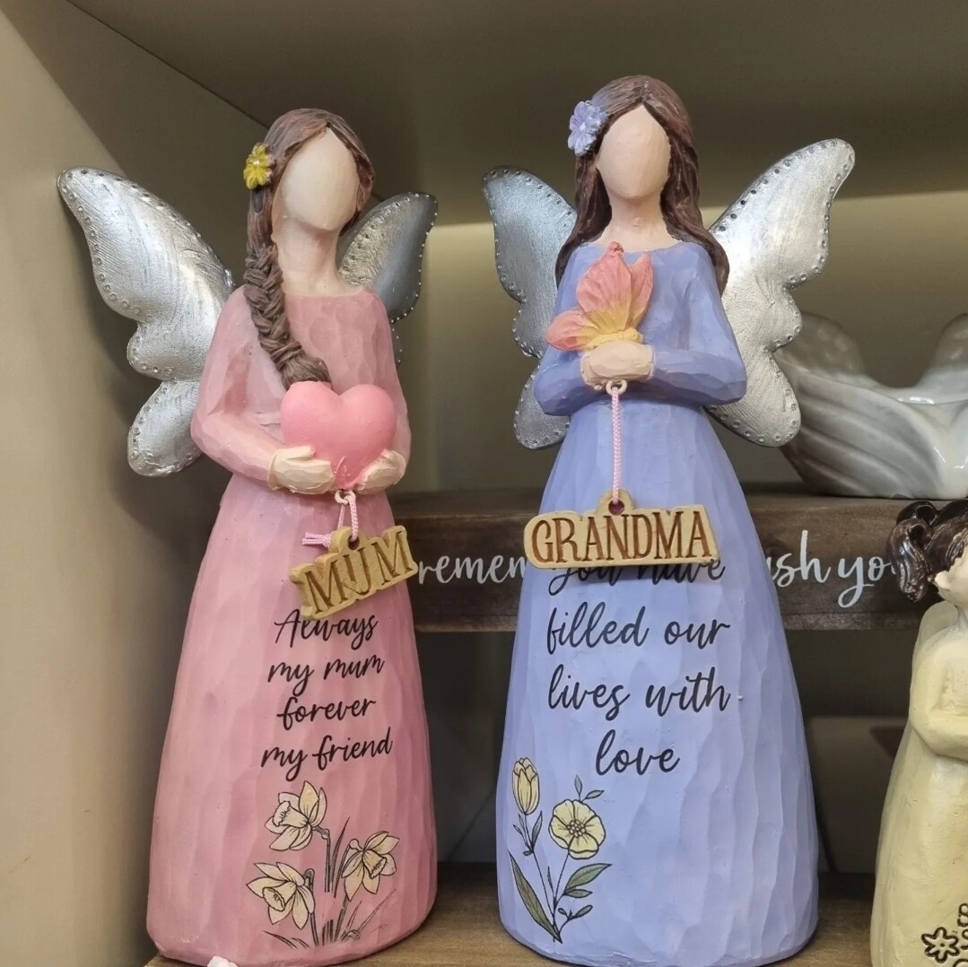 Mum or sister figures 