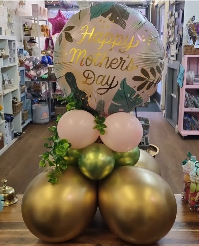 Mothersday balloon coloum &amp; foliage 