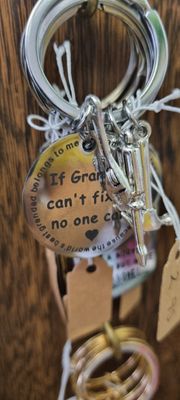 Grandad can fix it Keyring