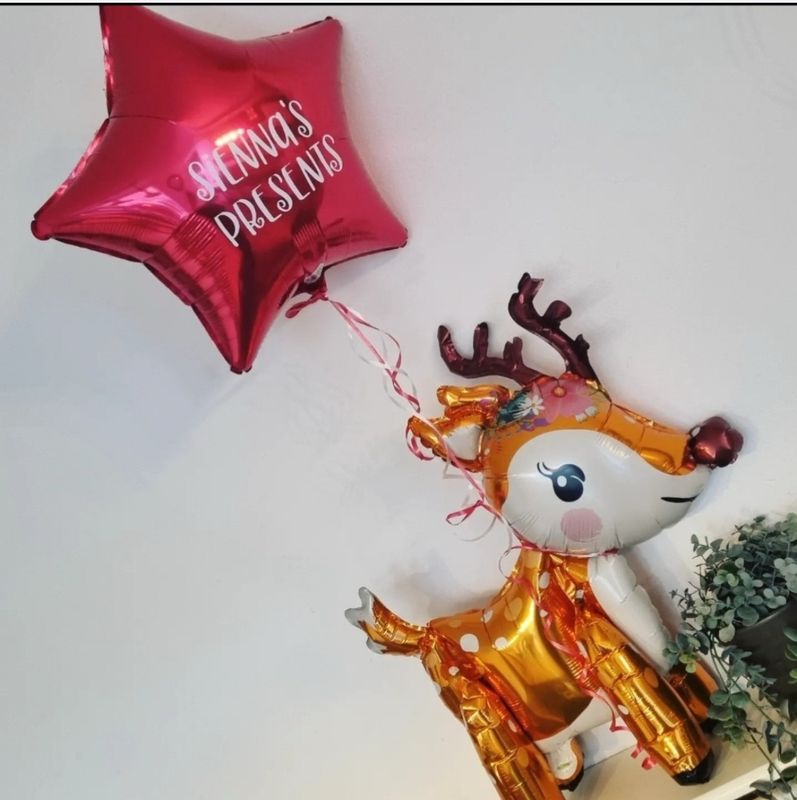 Reindeer &amp; Star “Presents” Santa Arrival Balloon