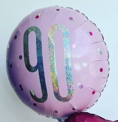 1 x Foil (ages or happy birthday)