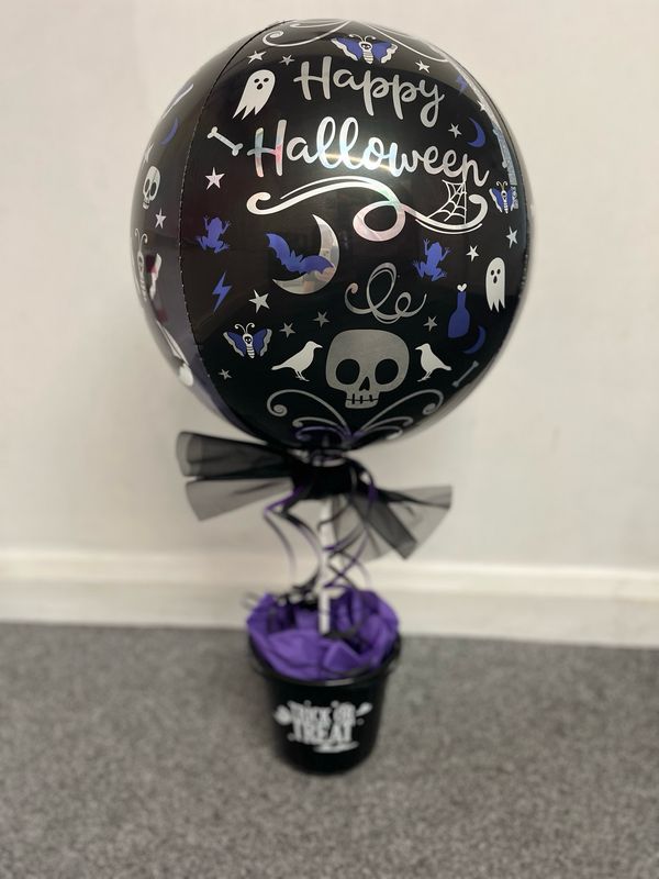 Haunted House Halloween Bucket And Balloon