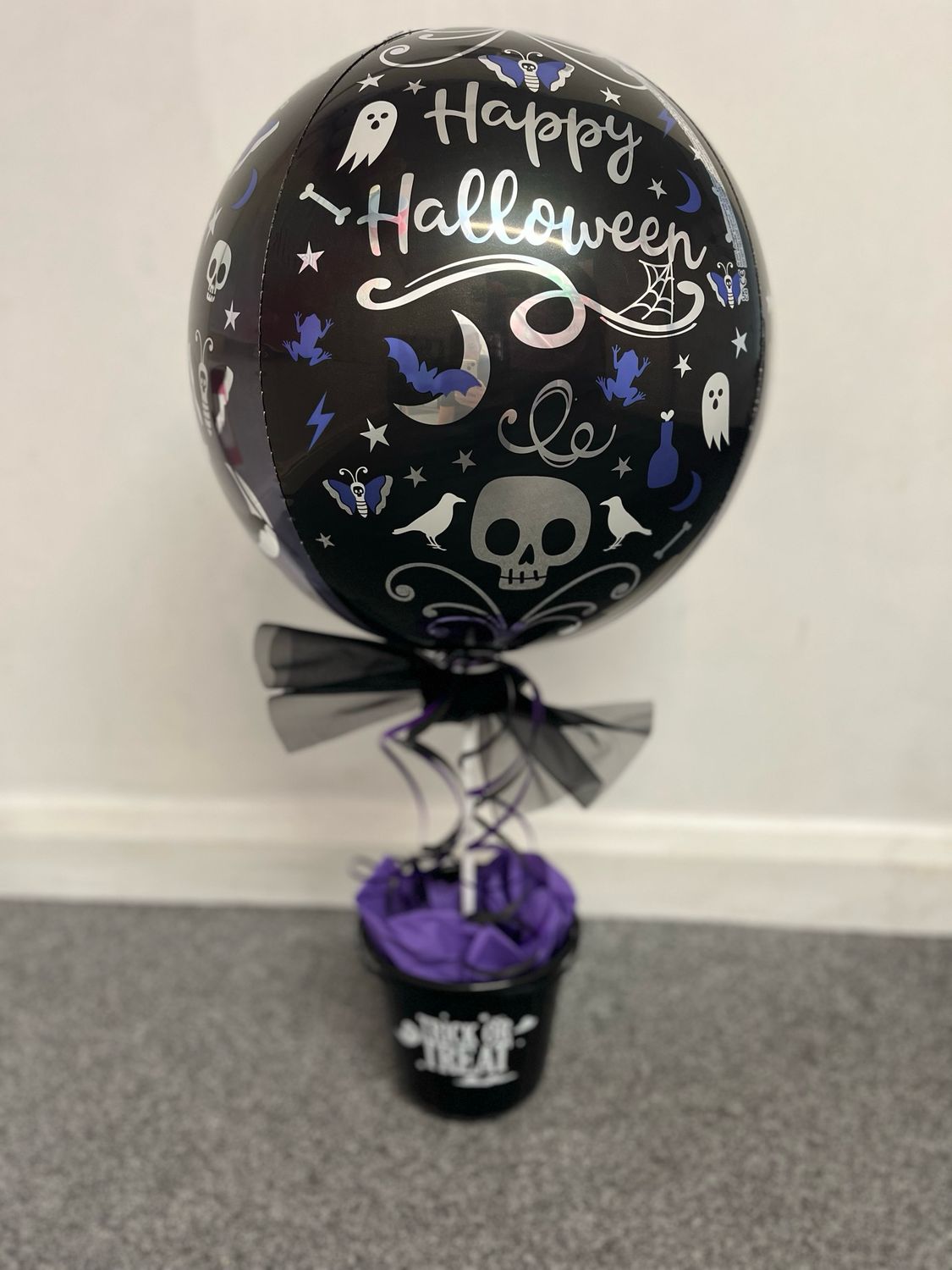 Haunted House Halloween Bucket And Balloon
