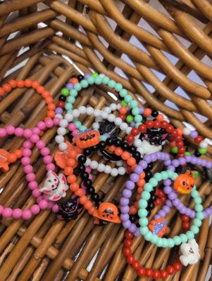 Halloween beaded bracelet 