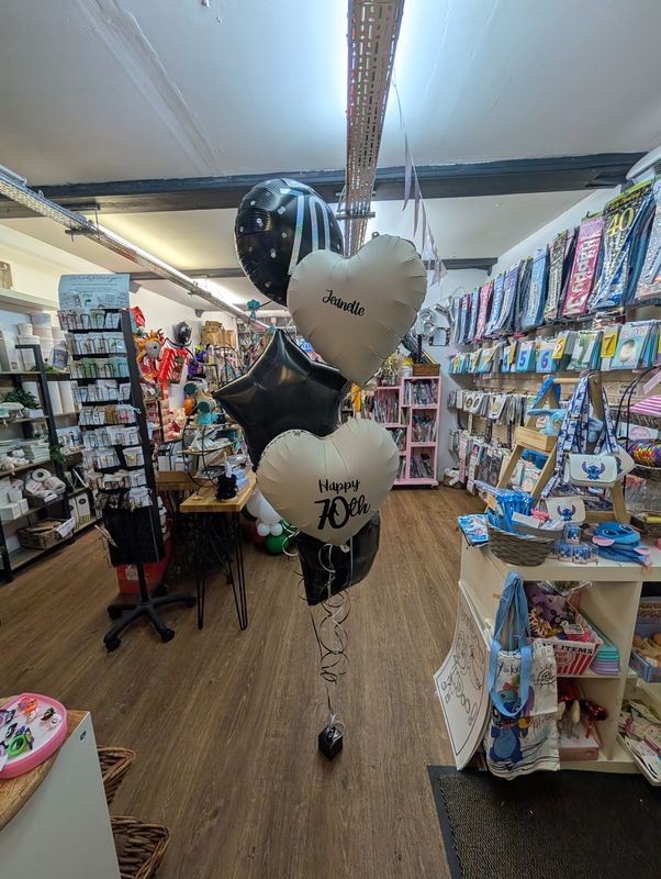 1 x Bunch 5 foil balloons