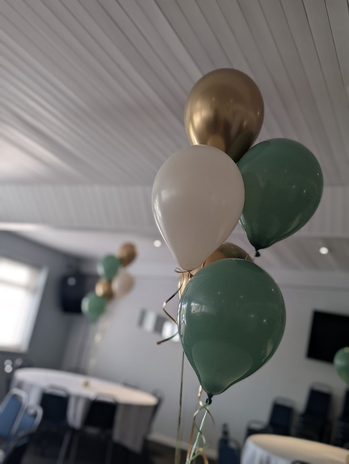 Balloon christening package silver