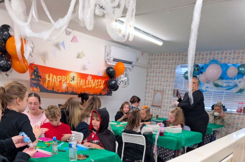Halloween cupcakes decorating (£5 deposit) £11.95