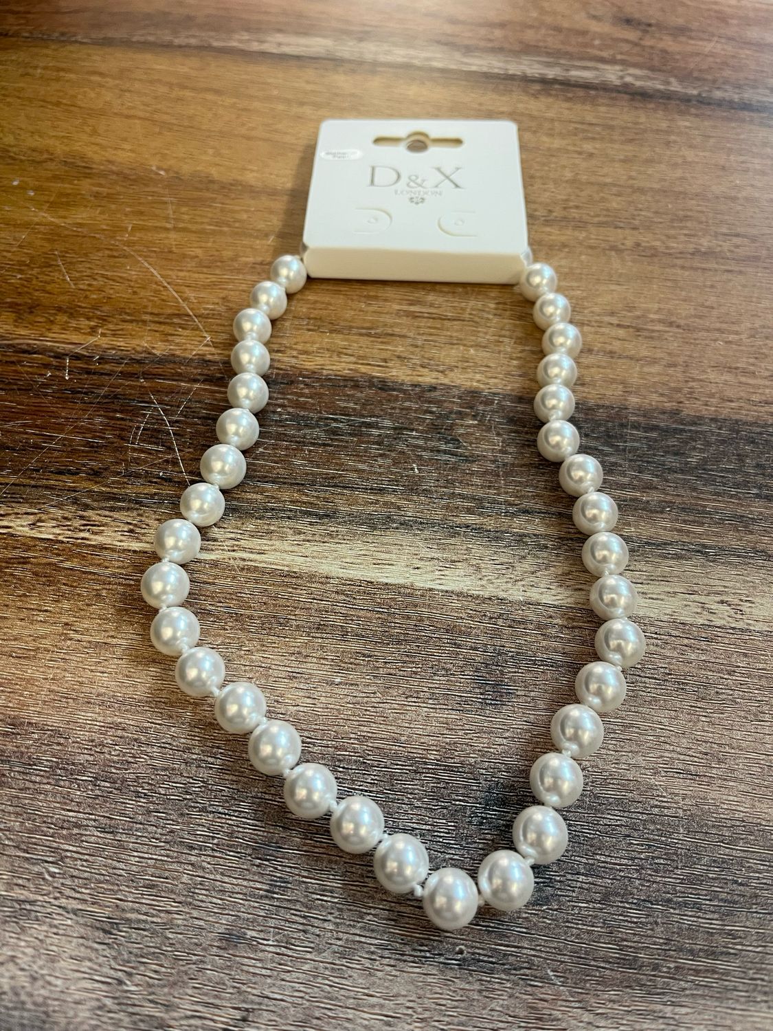 Stunning Pearl Short Necklace