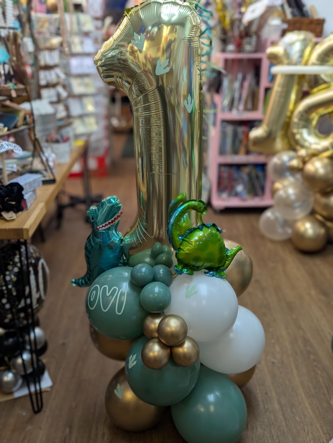 Dinosaur balloon coloum