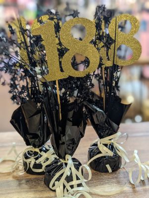 Decorations/partyware 