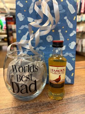 Father’s Day Gift Set - Glass, Whiskey And Gift Bag With Tissue Paper