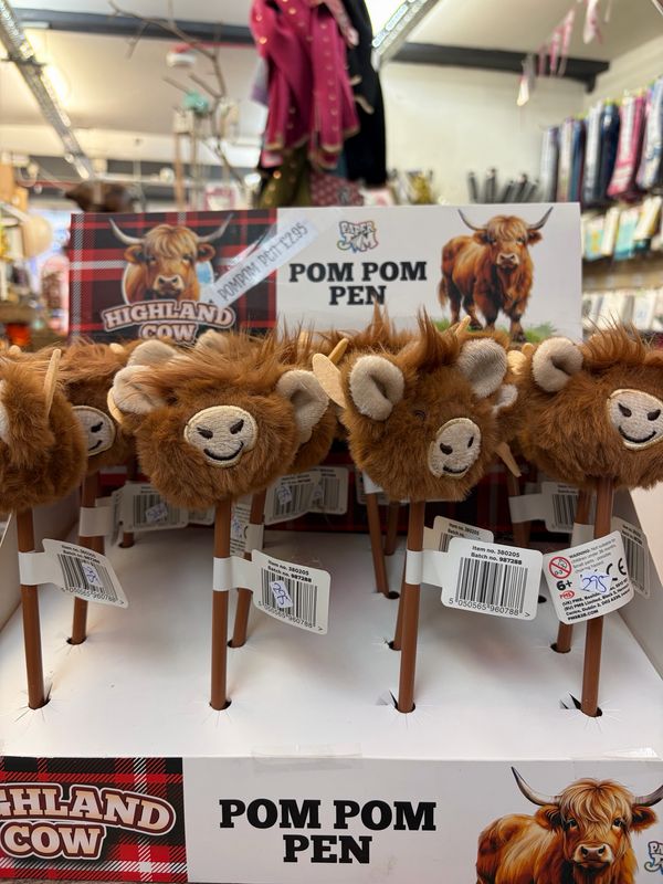 Highland Cow Pompom Pen