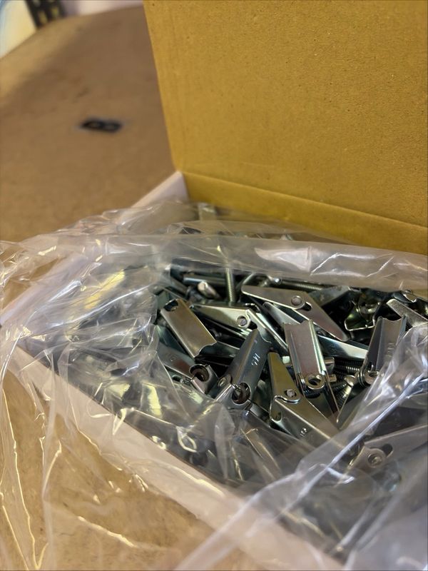 Approx 100 Spring Toggle M5 X 50 AC2336 Brand New