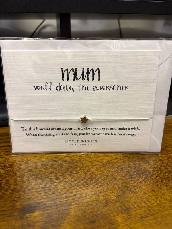Hug Card With Envelope - Mum Well Done I’m Awesome