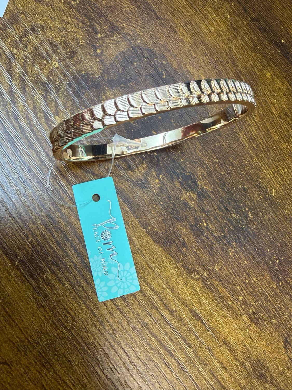 Gold Scallop Embossed Bracelet By Pom