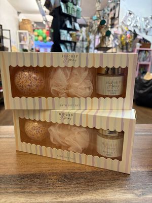 Hip Hip Hooray Bath Gift Set