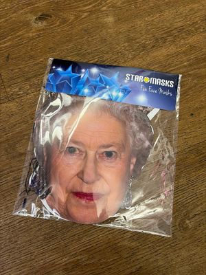 Pack 6 Face Card Masks - Queen
