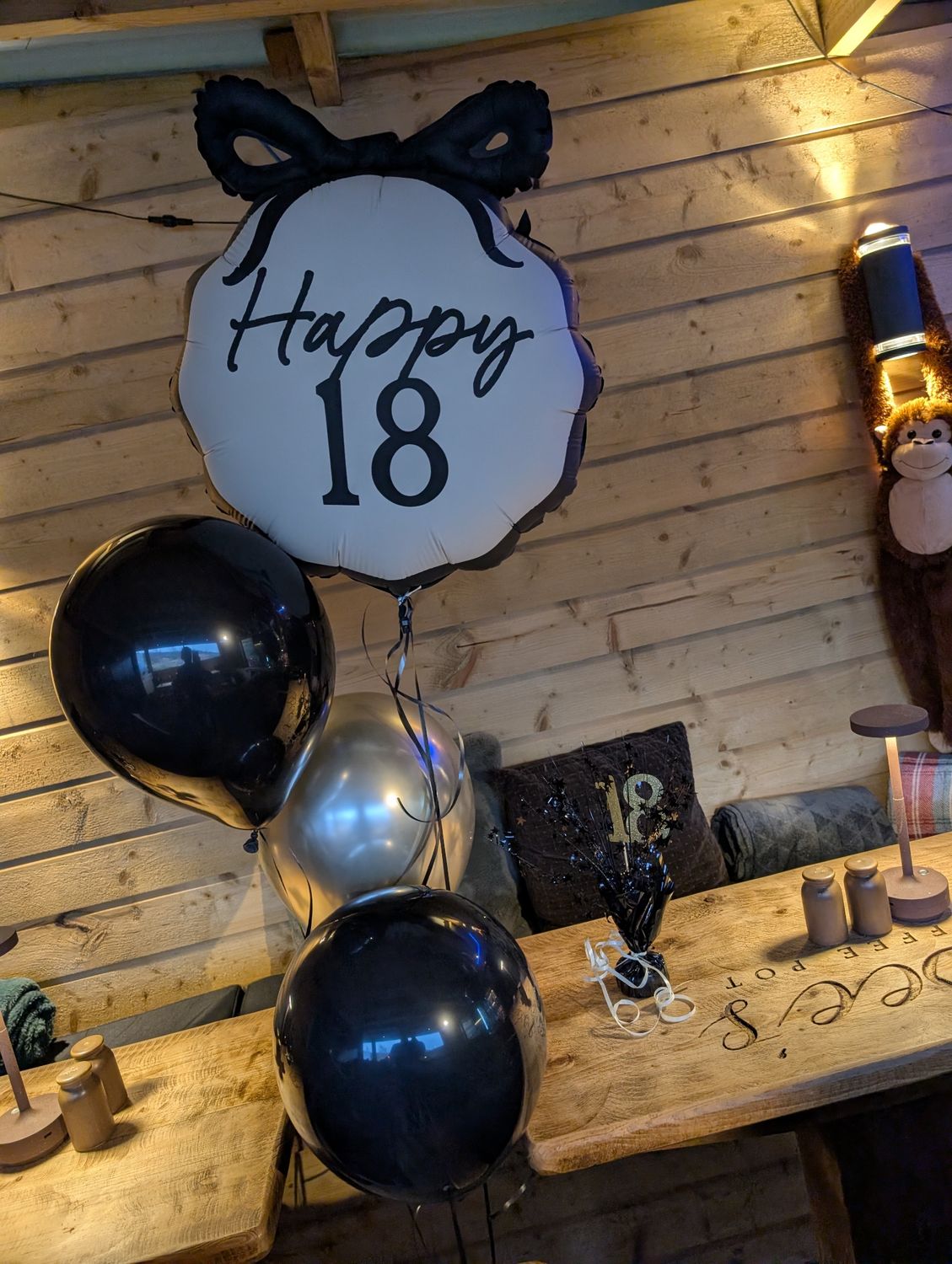 Bows balloon bunch any age 