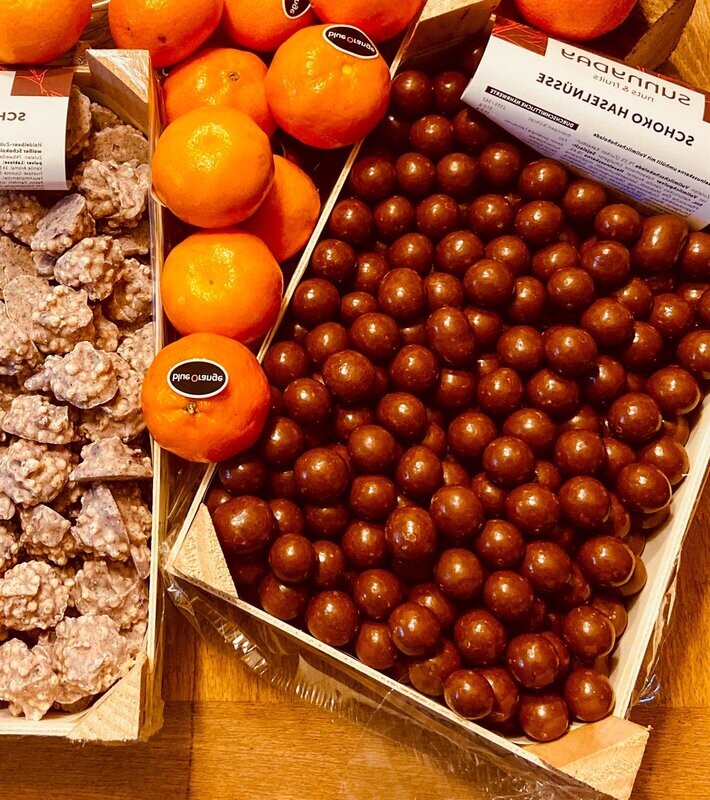 SCHOKO HASELNÜSSE - für Genießer - kein Postversand SCHOKO HASELNÜSSE - für Genießer - kein Postversand