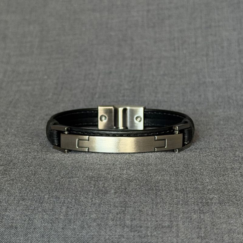 Fierce Trace— Black &amp; Silver