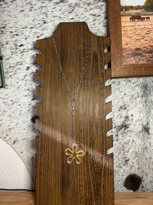 Flower Lariat