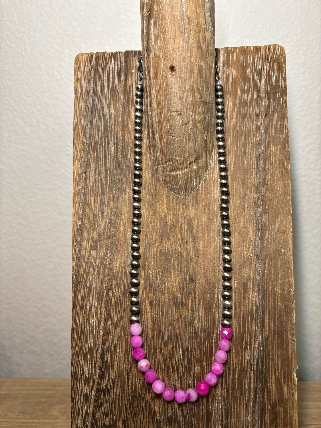 Dyed Magnesite &amp; Navajo Pearls