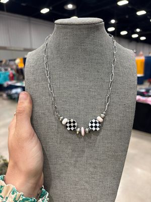 Pink Conch &amp; Checkered Stacker