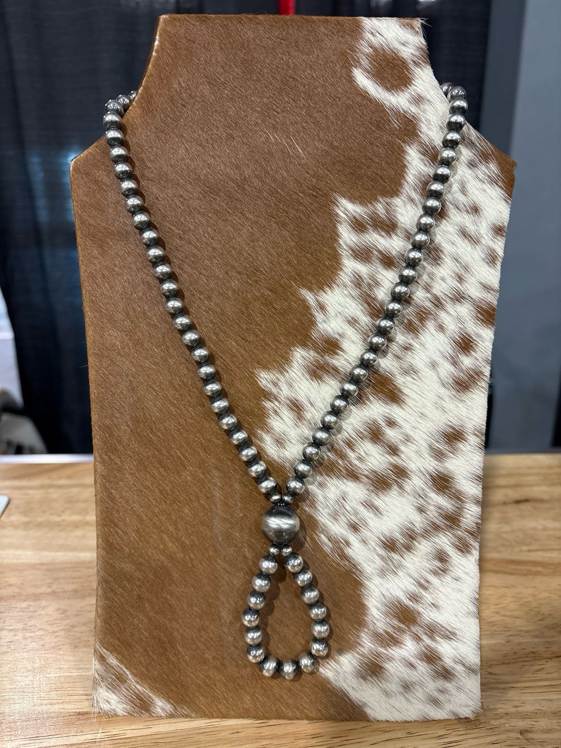 Navajo Pearl Loop