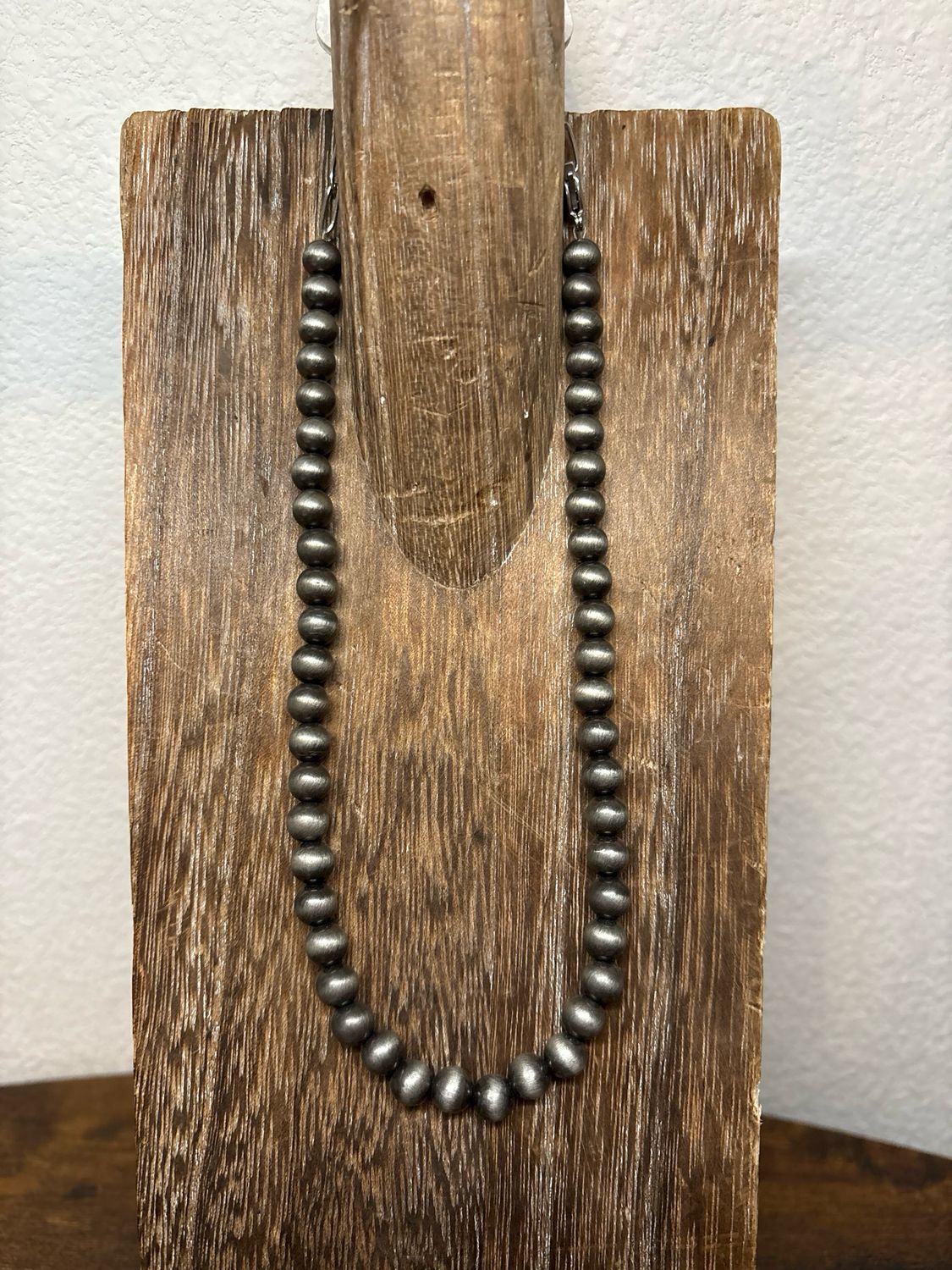 8 mm Faux Navajo Pearls