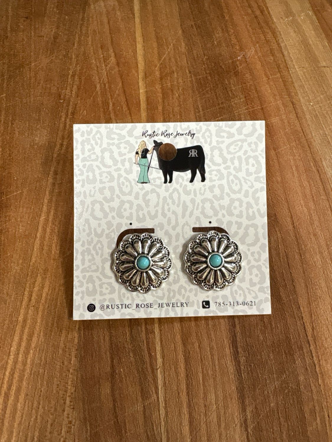 Concho With Faux Turquoise