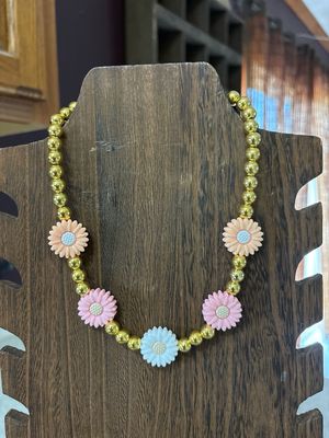 Flowers &amp; Gold Necklace