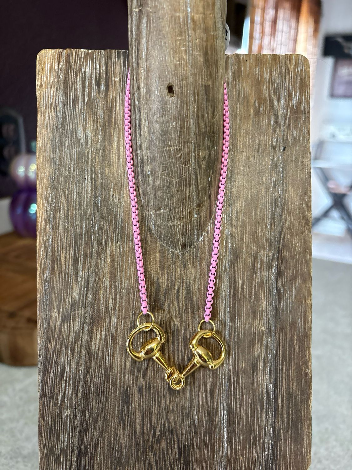 Pink Chain &amp; Gold Bridle Bit