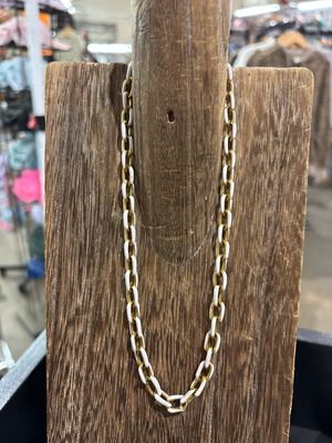 White &amp; Gold Chain