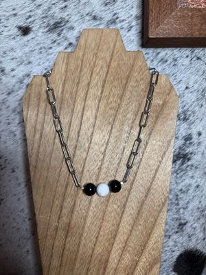 Black Onyx &amp; Howlite