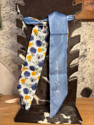 Blue &amp; Flowers Twilly