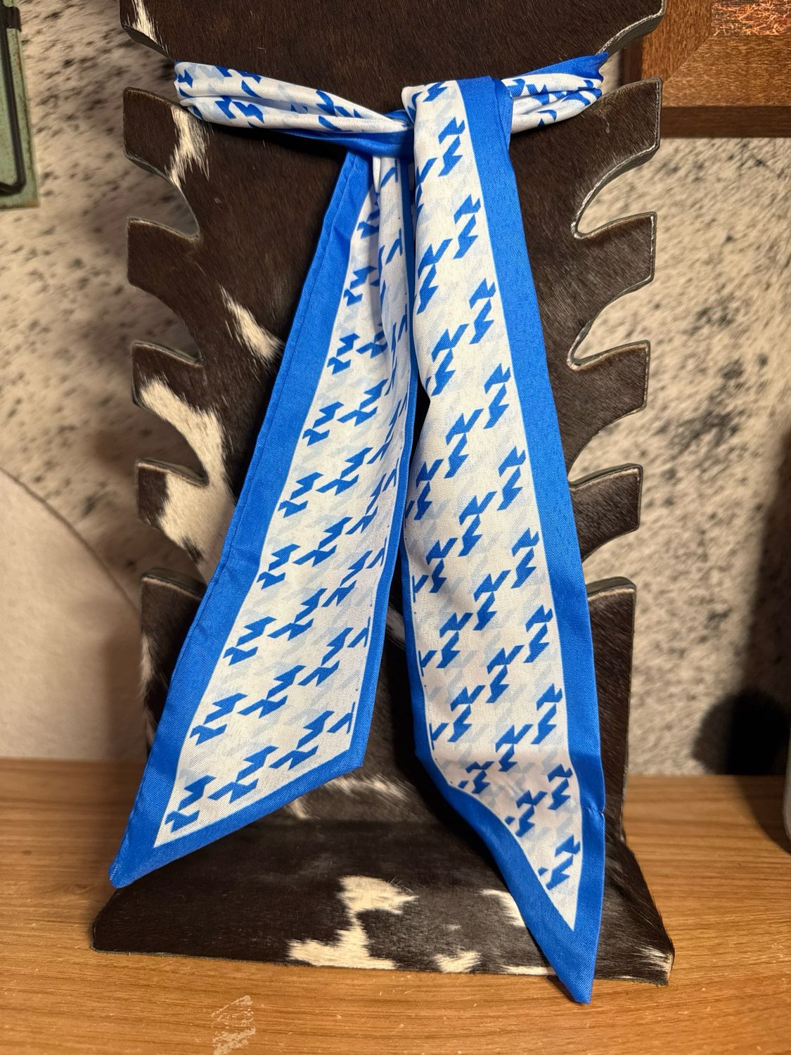 Blue Stylized Houndstooth Twilly