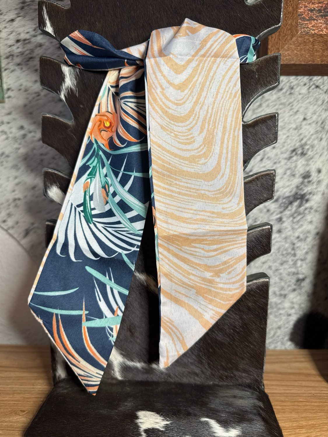 Tropical &amp; Wood-Grain Twilly