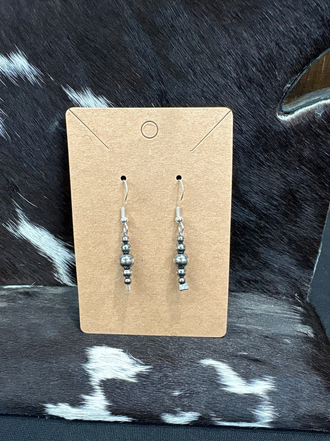 Navajo Pearl Earrings