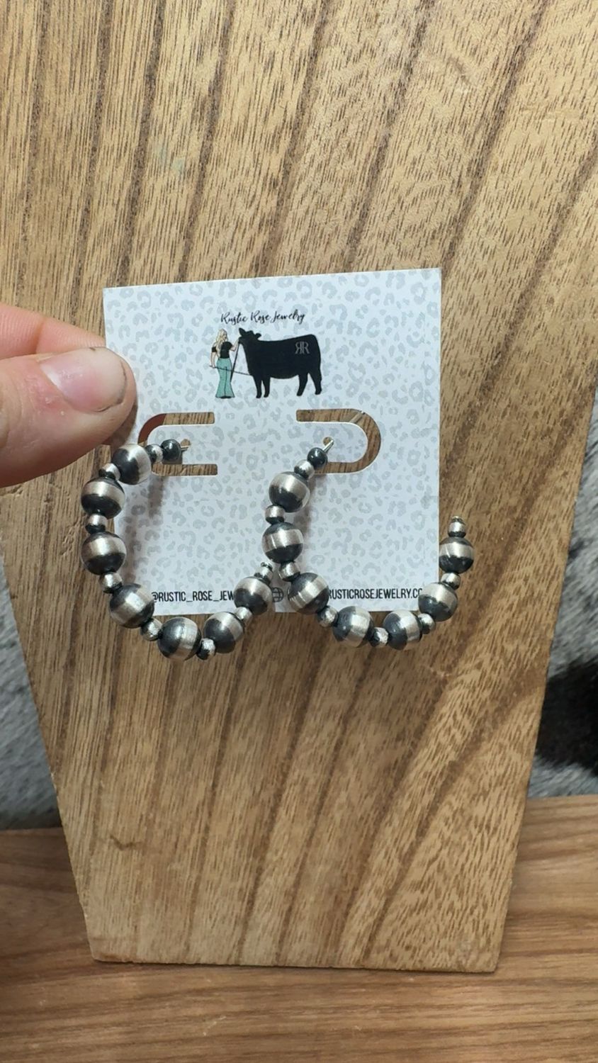 Navajo Pearl Hoops