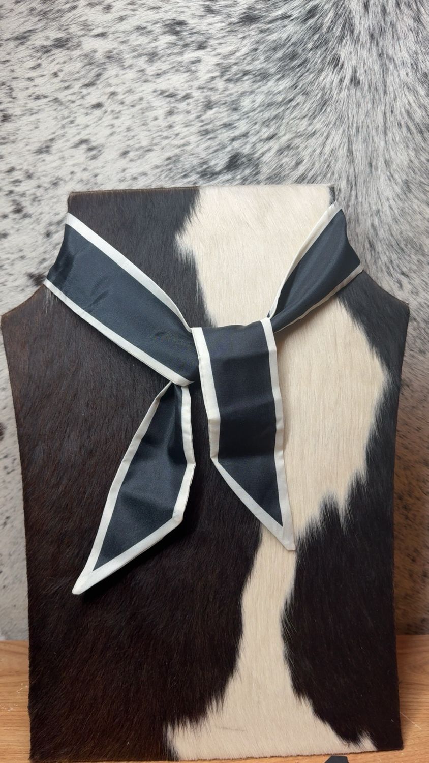 Black &amp; White Twilly