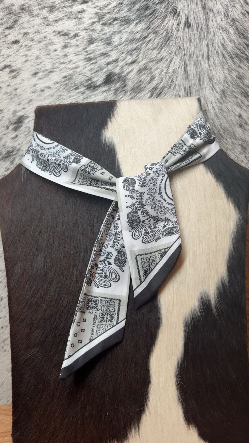 Black &amp; Tan Twilly