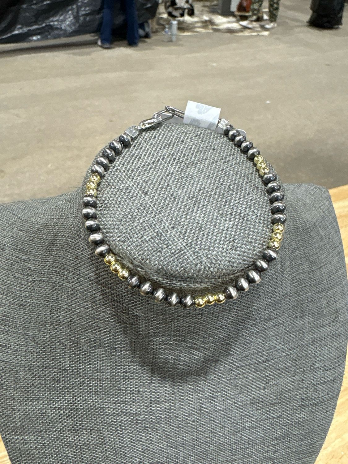 Gold Hematite &amp; Navajo Pearl Bracelet