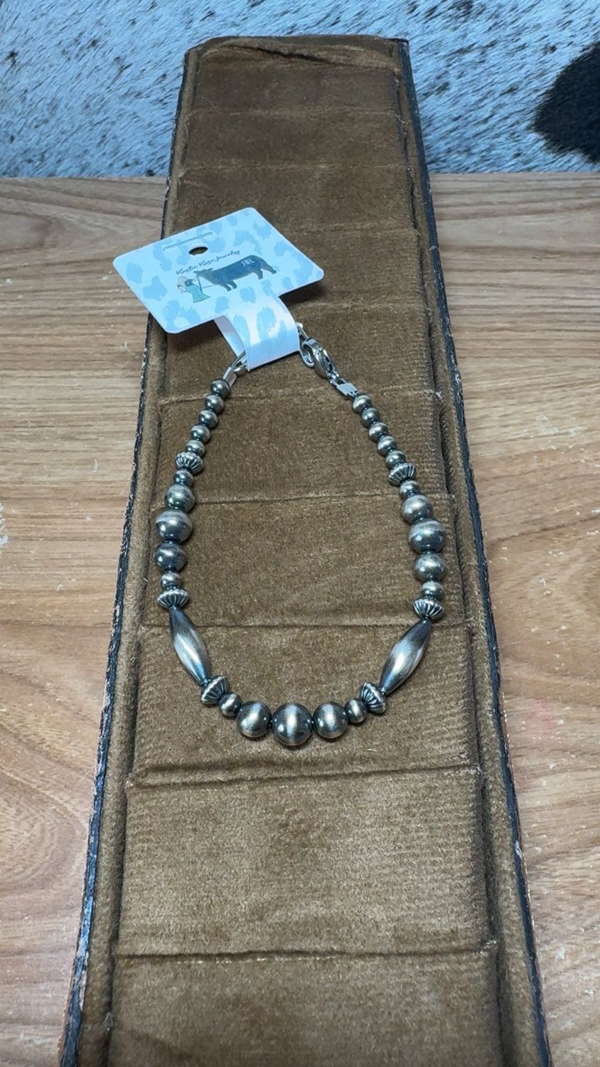 Navajo Pearl Beacelet