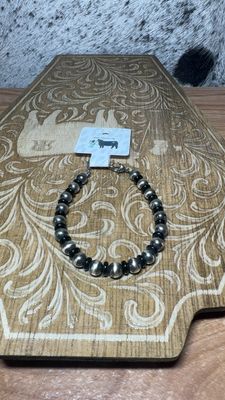 Black Onyx &amp; Navajo Pearl Bracelet