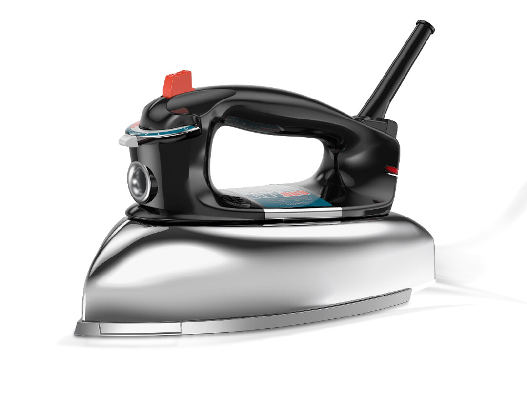 Black &amp; Decker | F67E The Classic Traditional Steam  Iron