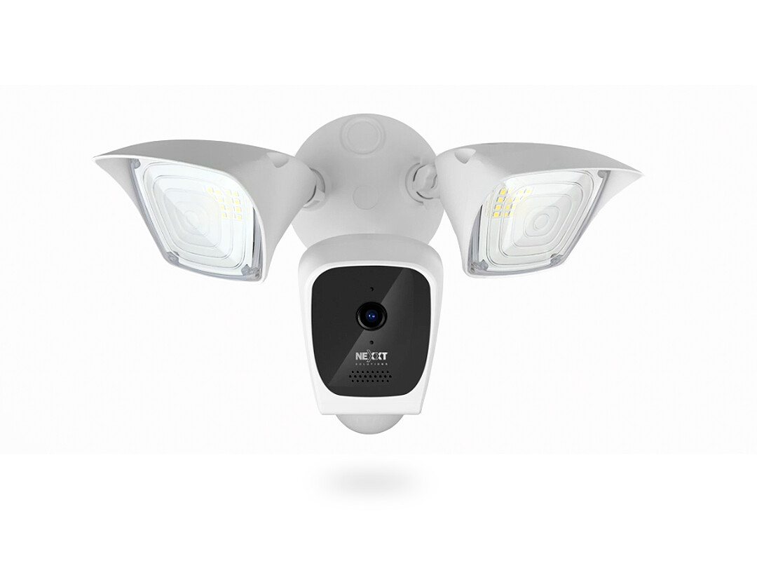 NEXXT | Smart Wi-Fi Floodlight Camera NHC-610