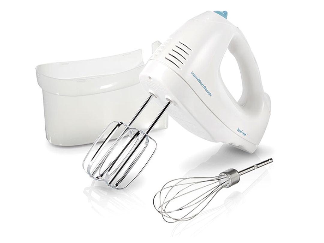 Hamilton Beach | 6 Speed Hand Mixer with Snap-On Case 62682RZ