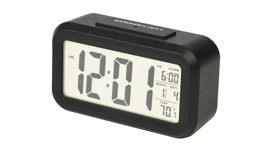 RCA | RCD11A Alarm Clock with Auto Night Light Sensor
